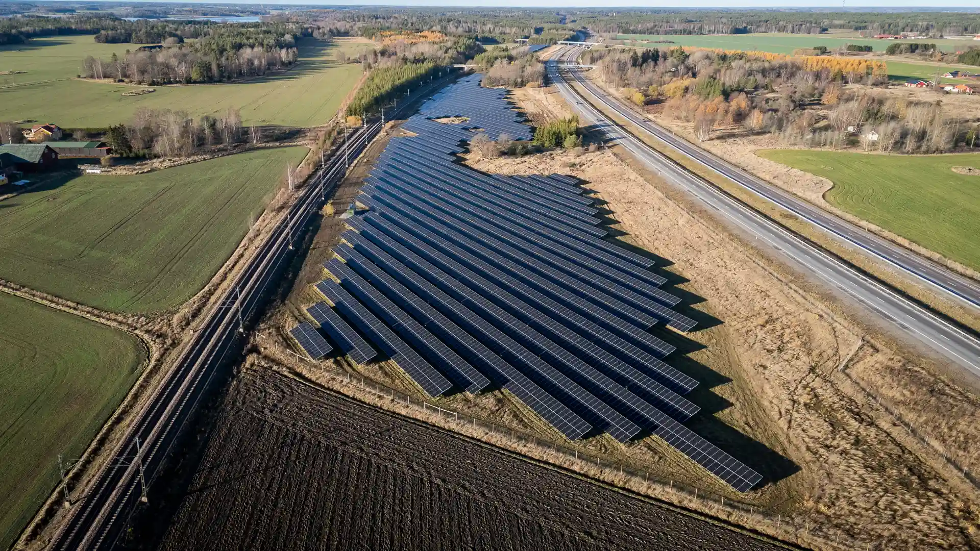 How to Build a&nbsp;Photovoltaic Farm – Where to Start?